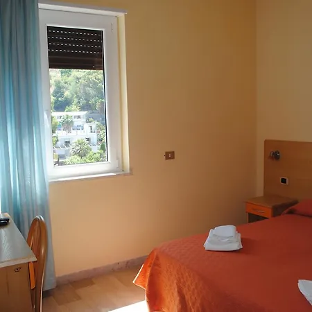 Hotel South Paradise Palmi Extérieur photo